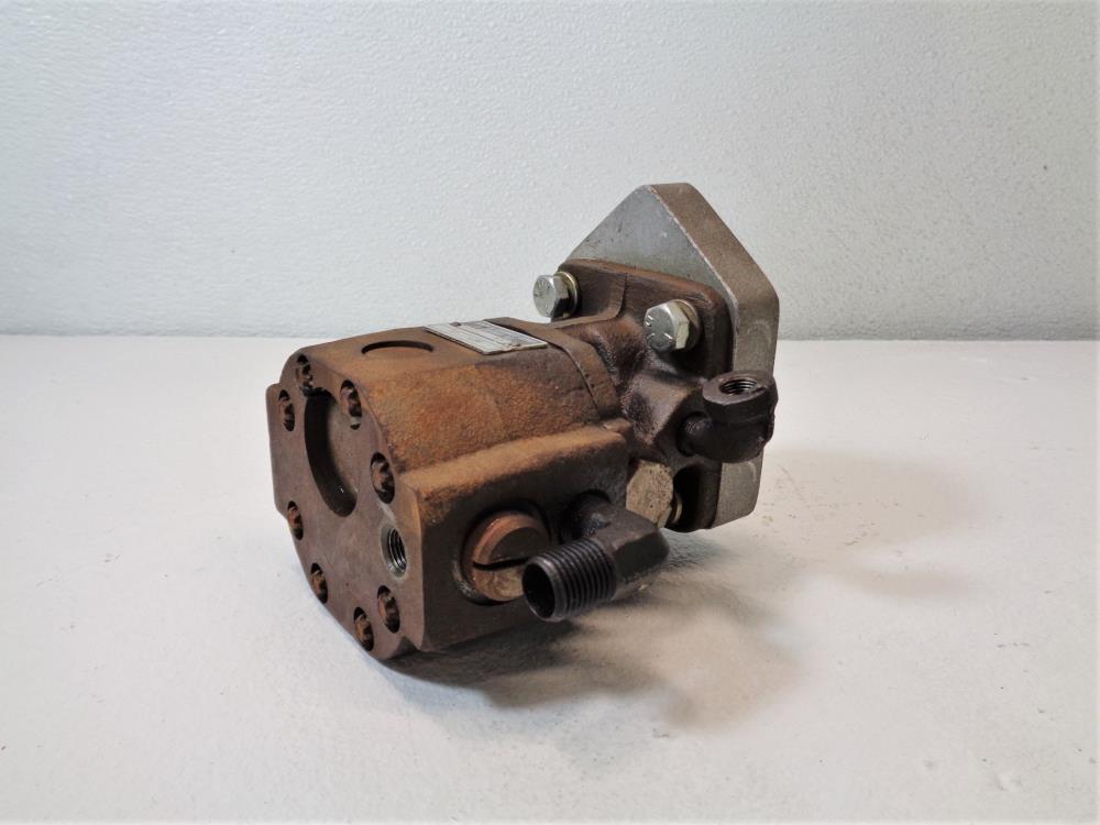 John S. Barnes Hydraulic Pump 10393, 870, 623031008